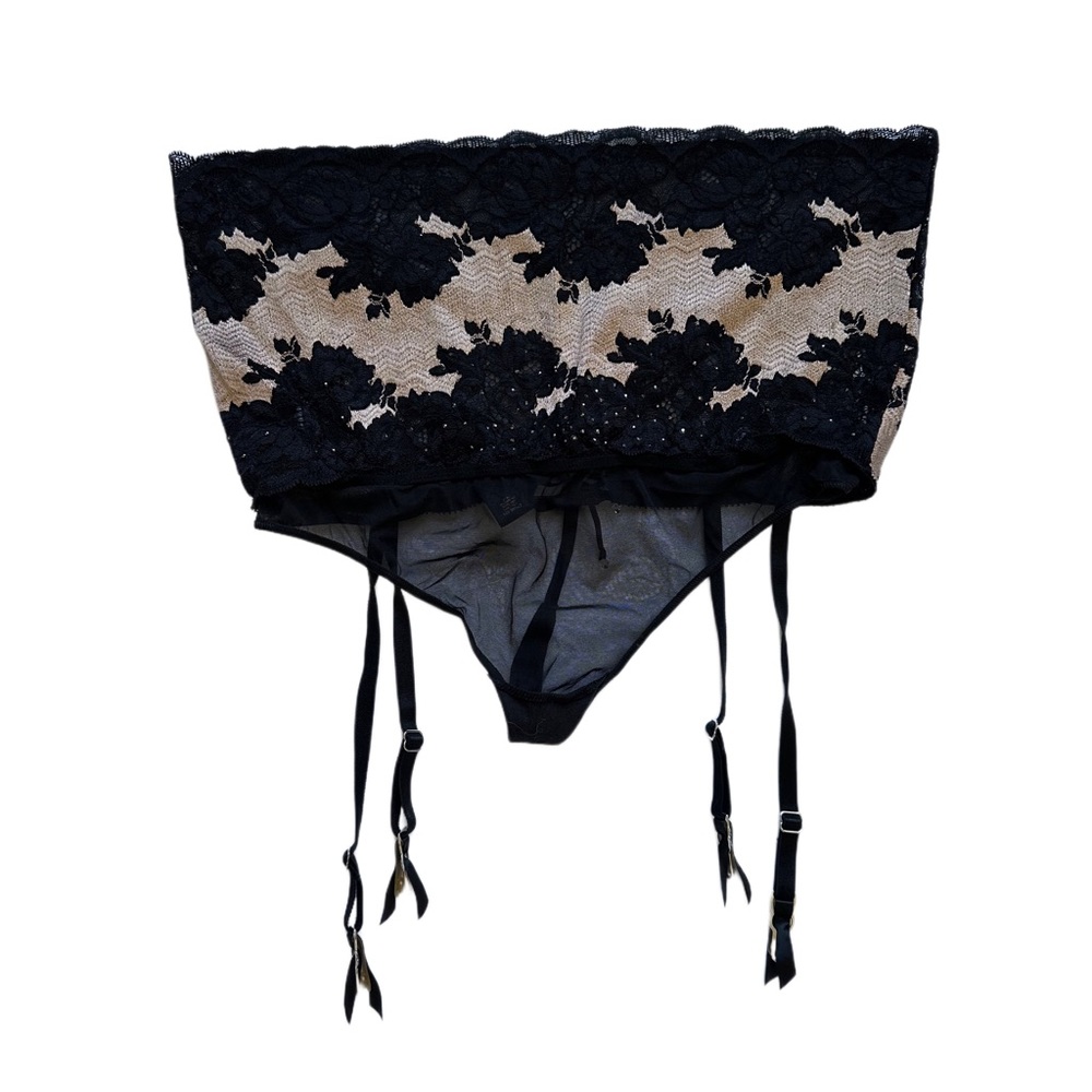 VICTORIA’S SECRET Thong Lingerie Bottoms